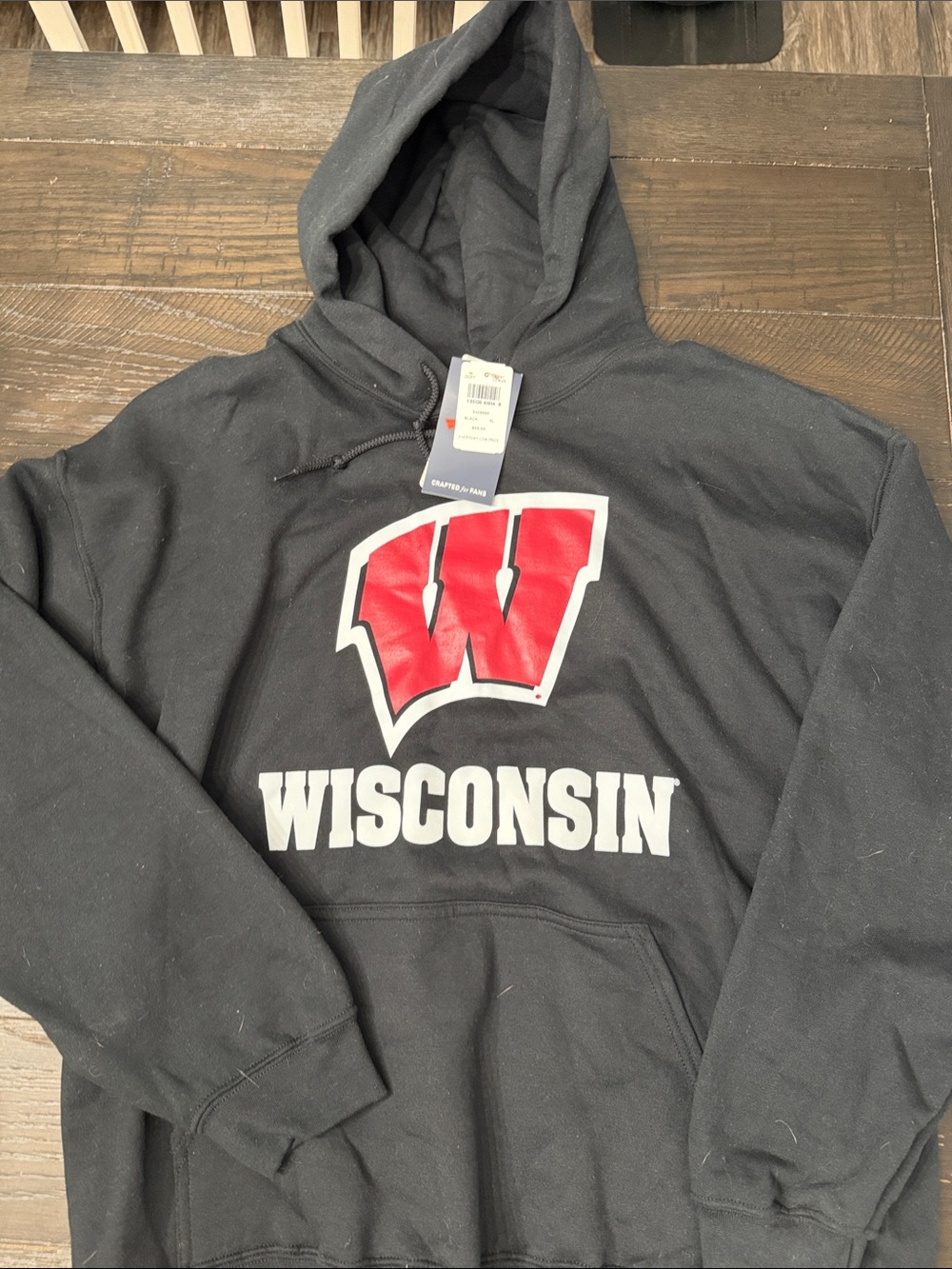Fanatics Black Wisconsin Red W Pullover Hoodie
